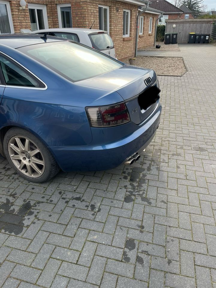 Audi A6 3.2L V6 Metallic Blau in Satrup