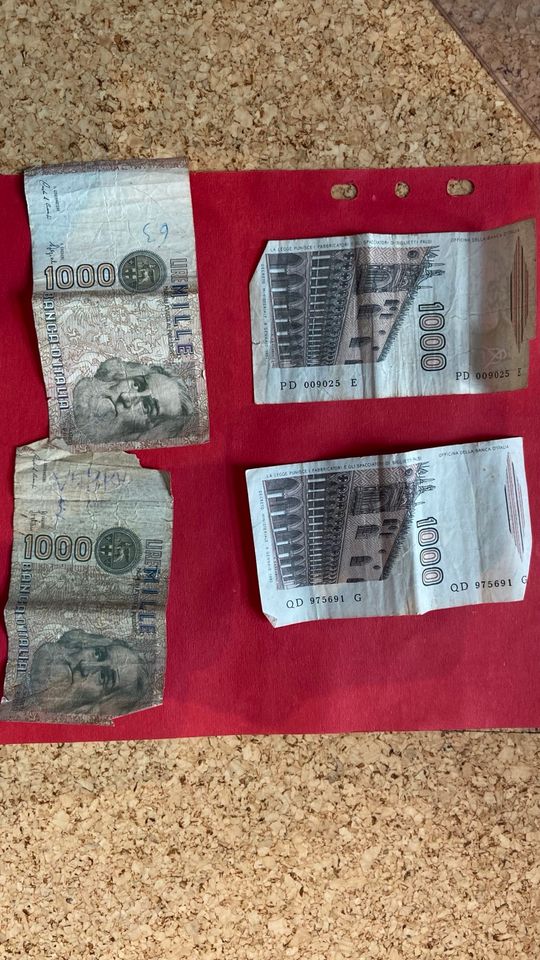 Alte Geldscheine, versch. Währungen zb Lire in Biberach an der Riß