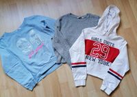 H&M Kleiderpaket 3 Pullover Größe 146/152 Nordrhein-Westfalen - Mülheim (Ruhr) Vorschau