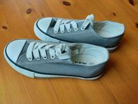 Sneaker Chucks Turnschuhe 31 grau neu Baden-Württemberg - Ilshofen Vorschau