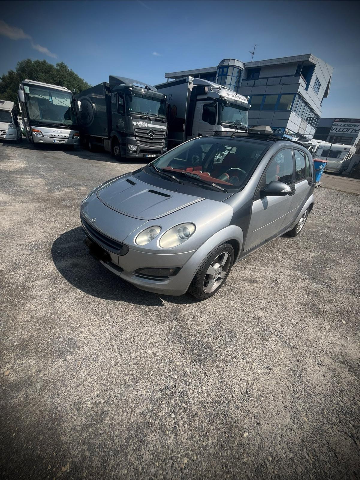 Abbildung des Autos Smart for Four Silber 45…