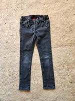 TOP Jeans schwarz von S Oliver slim Gr.116 Nordrhein-Westfalen - Krefeld Vorschau