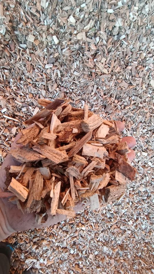 Hackschnitzel G30 Holz häckseln Wood chips in Salgen