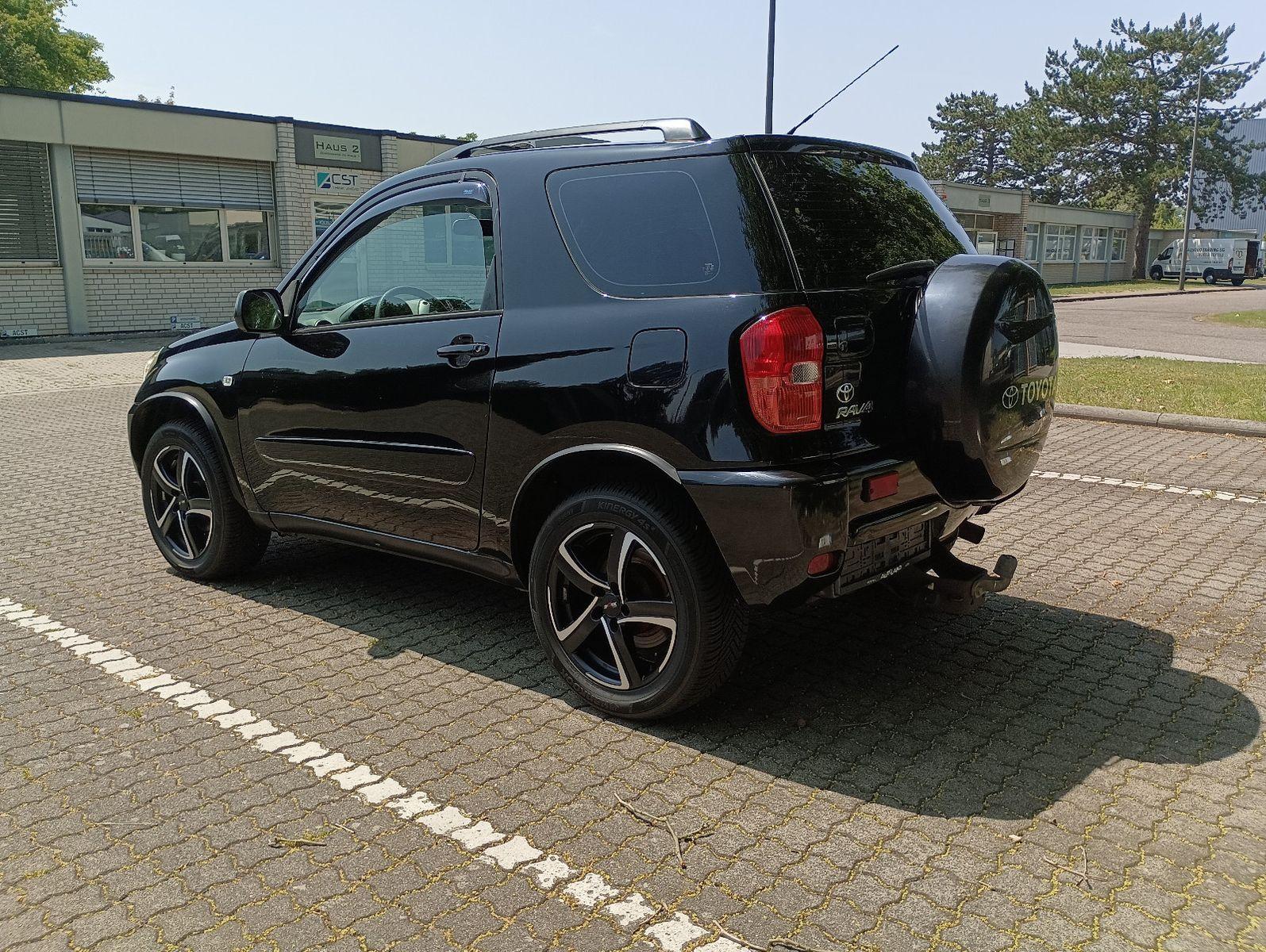 Abbildung des Autos Toyota RAV 4 1.8 4x2 -
