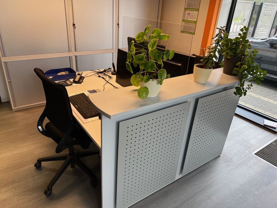 Büromöbel komplett in Hagenow