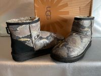 Ugg Boots Gr 39 Snake Mini top Zustand Nordrhein-Westfalen - Büren Vorschau