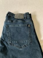 Jeans von C. O. J. Dunkelblau Größe W 34 / L 34 Kreis Pinneberg - Elmshorn Vorschau