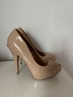 High Heels in Lackoptik Beige Mitte - Wedding Vorschau