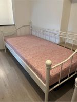 Schlafbett inklusive Matratze 0,90m x 2,00m Nordrhein-Westfalen - Jülich Vorschau