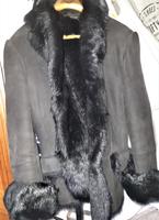 Original Gucci Wildlederjacke mit echtem Pelzinnenfutter Saarland - Heusweiler Vorschau