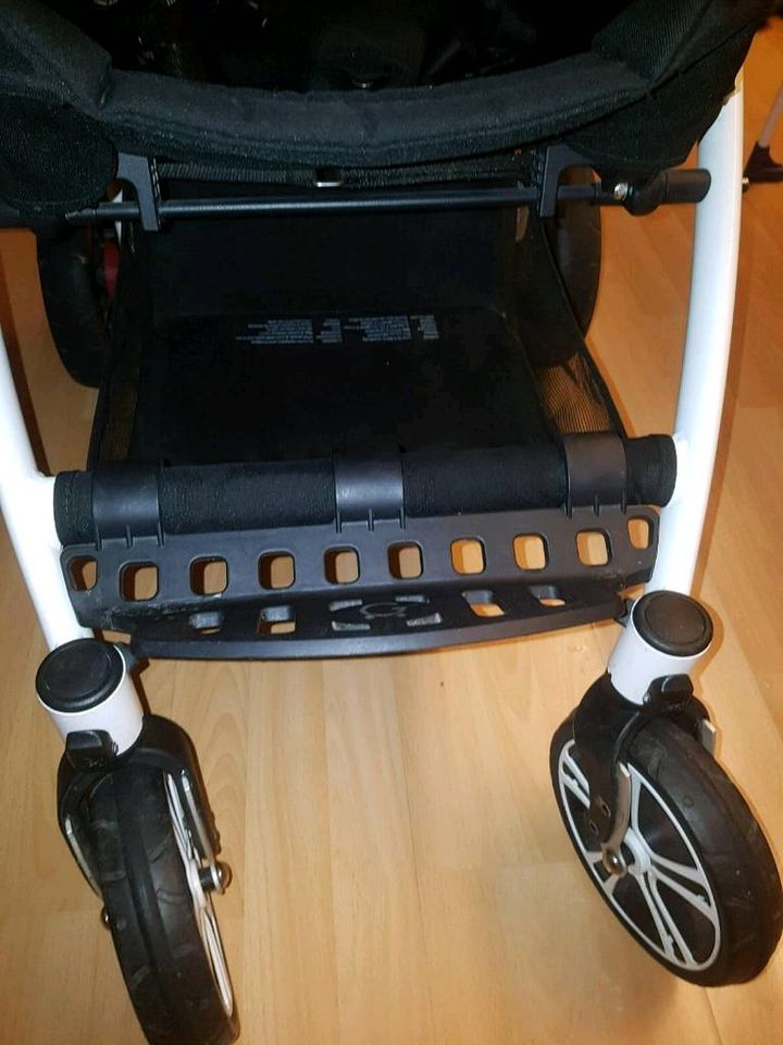 Gesslein Kinderwagen S4 in Kösching