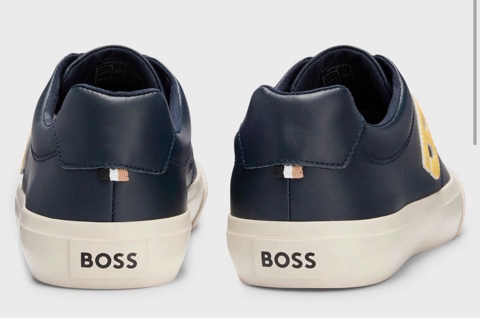 BOSS SNEAKERS MIT KONTRASTFARBENEM B-DETAIL NEU! OVP! in Troisdorf