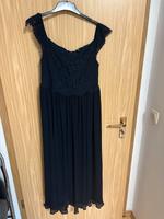 Abendkleid mit Spitze und Carmenausschnitt Bayern - Forchheim Vorschau