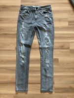 Ripped Jeans Skinny fit light grey Gr. 32/32 Baden-Württemberg - Rastatt Vorschau