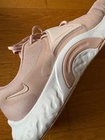 NIKE renew Woman rose 42,5 US 10,5 Schuhe Sport Nordrhein-Westfalen - Wesseling Vorschau