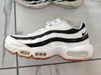 Nike Air Max 95 Juventus 40 Rheinland-Pfalz - Oberdiebach Vorschau