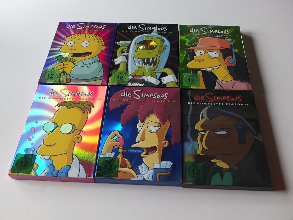 Verkaufe DVD Serie Die Simpsons Staffel 1 bis 18, 20 und der Film in Seibersbach