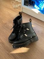 Dr. Martens Stiefel 1460 Bex Stud Niedersachsen - Vechta Vorschau