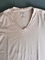 2x OLYMP Level 5 T-Shirt, Unterhemd, V-Ausschnitt, XS, caramel Baden-Württemberg - Kuppenheim Vorschau