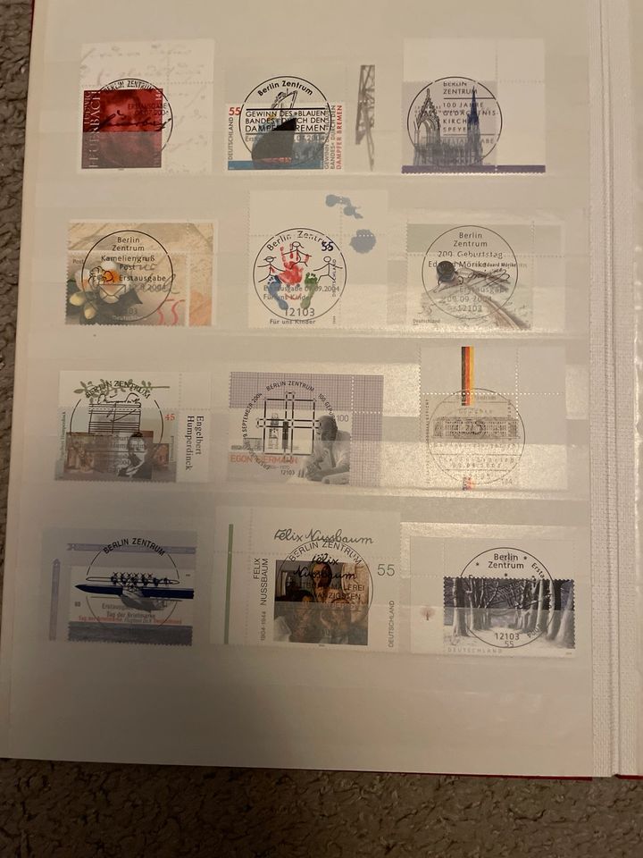 Briefmarkenalbum. 2003-2006 diverse Erstausgaben in Berlin