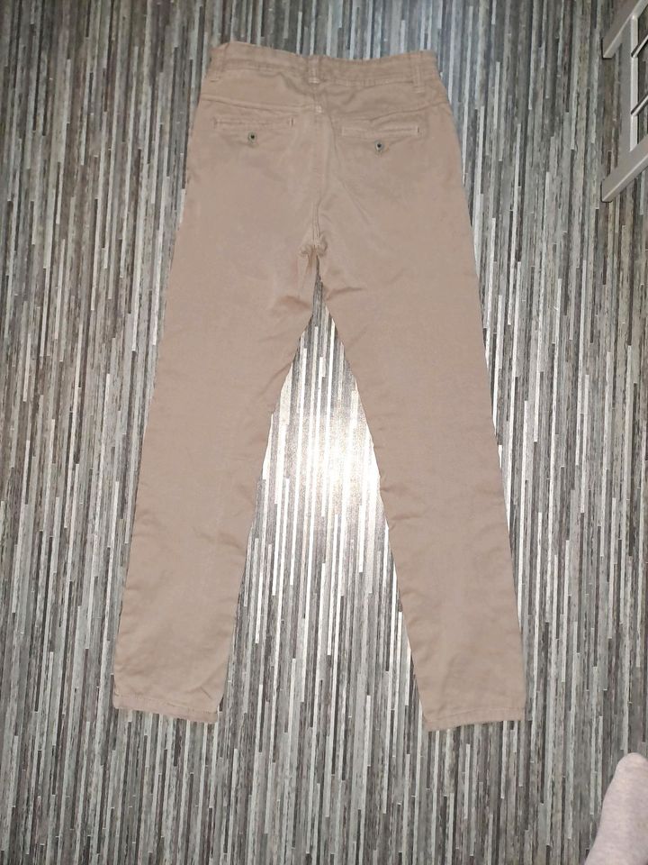 s.oliver Chino- Hose Größe 164 in Elterlein