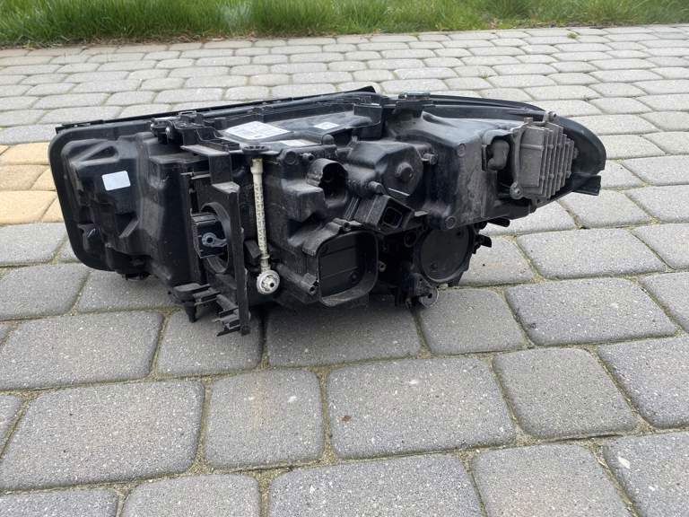 BMW G30 G31 Scheinwerfer LED Links Rechts in Frankfurt am Main