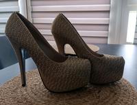 High Heels by. Mio  mit Nieten Gröpelingen - Oslebshausen Vorschau