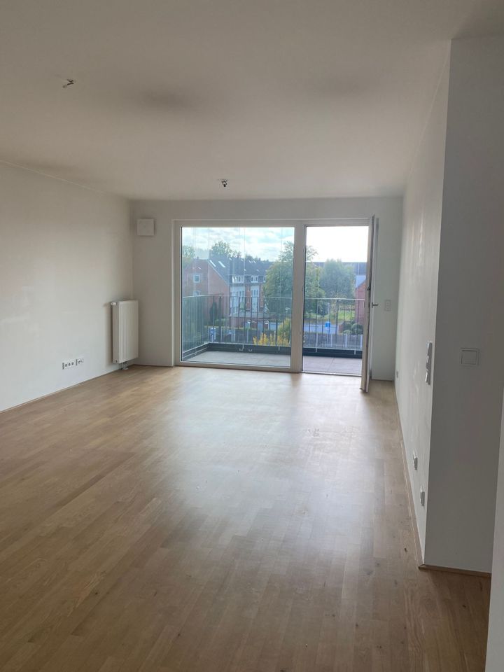 ***Moderne 3-Zimmer mit Balkon-Wintergarten im 2. OG in Bremen!*** in Bremen