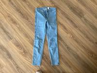 Hellblaue Jeans Hose skinny high waist Größe 36 H&M Wardenburg - Hundsmühlen Vorschau