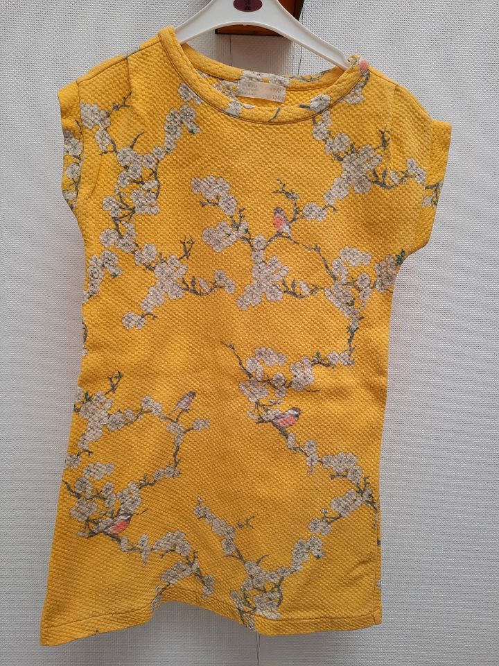 Kleid gelb Zara in 128 7/8 in Leinburg