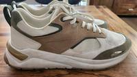 Hugo Boss Damenschuhe Sneaker Gr. 40 41 Baden-Württemberg - Sindelfingen Vorschau