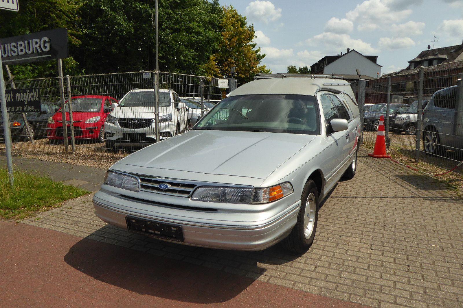 Abbildung des Autos Ford Crown Victoria&#x2F…