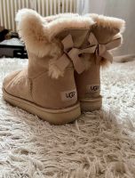 UGG Damen Mini Bailey Bow II Metallic Niedersachsen - Verden Vorschau