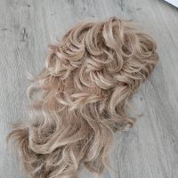 Perücke Mittelblond mit Locken Sachsen-Anhalt - Salzatal Vorschau