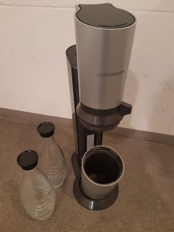 Sodastream Crystal 2.0 inkl. 2 Glasflaschen in Bottrop