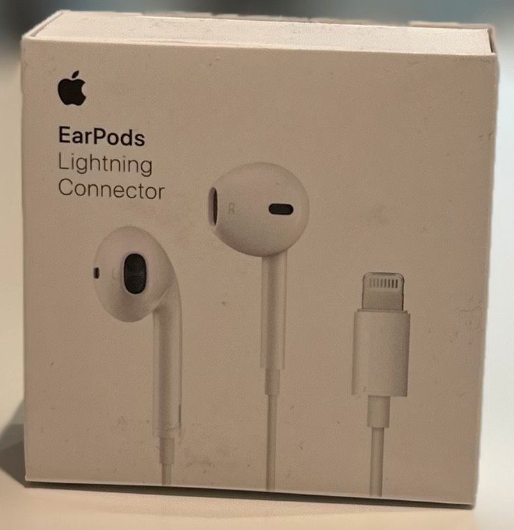 Apple Kopfhörer EarPods Lightning Connector in Bremen