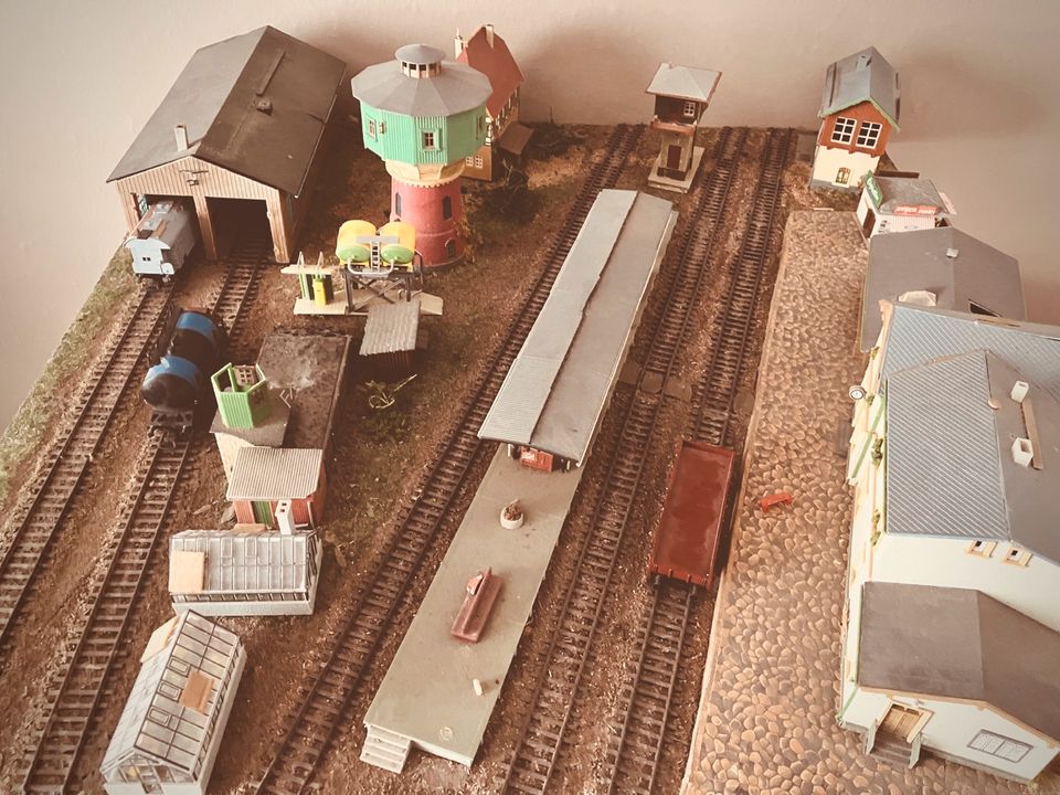 H0 Modellbahn großes Diorama Bahnhof Güterbahnhof in Dachwig