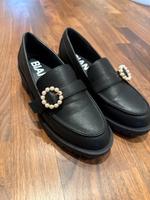 Loafer, Halbschuhe Gr. 39 Schwarz Ludwigsvorstadt-Isarvorstadt - Isarvorstadt Vorschau