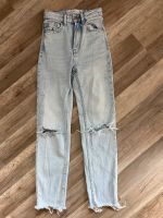 Mom Slim Fit used Jeans gr 32 von Stradivarius wie neu Brandenburg - Golßen Vorschau