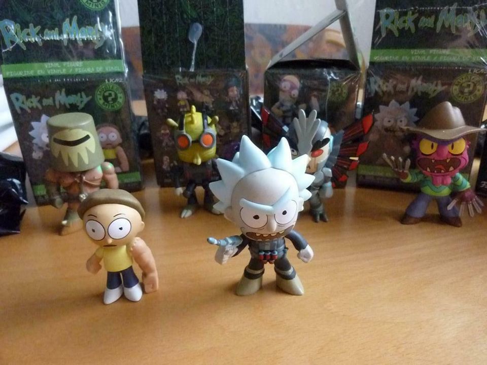 Funko Minis Rick and Morty Exclusive Figuren in Halle