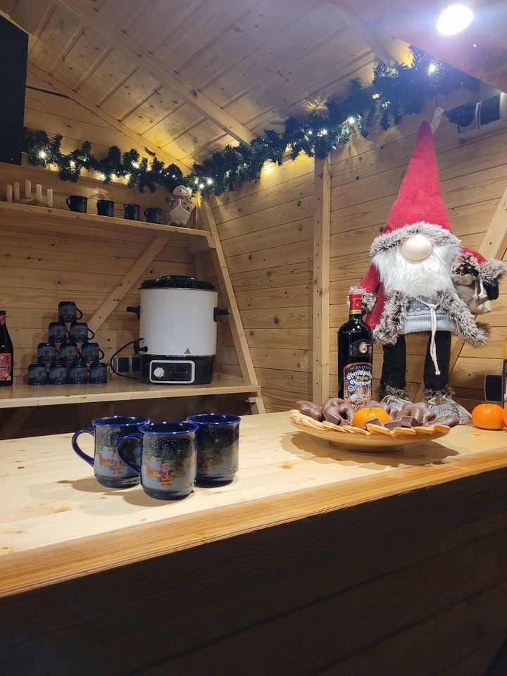 Glühweinhütte/ Mobiler Verkaufsstand/ Weihnachtsfeier in München
