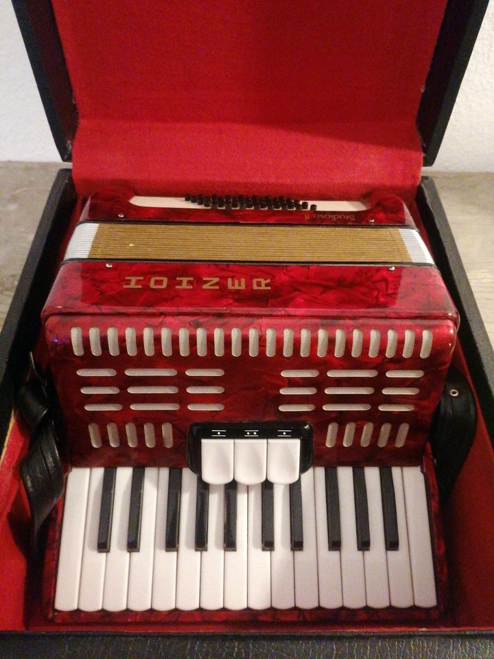 Akkordeon Hohner Studiosa II in Karlsruhe