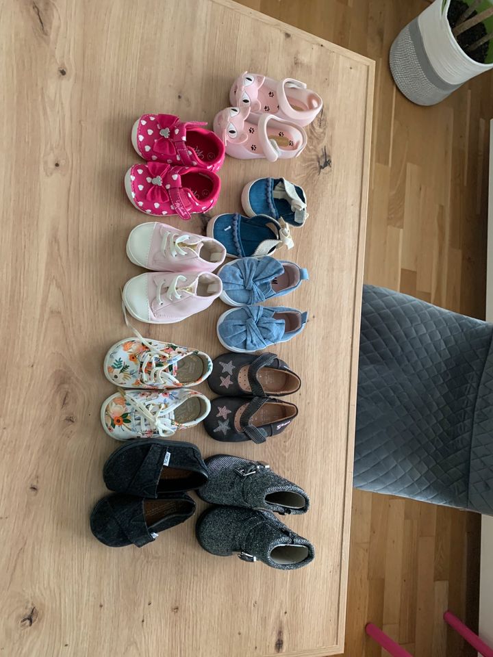 Baby Kinderschuhe Neu grösse 16-18,5 in Darmstadt