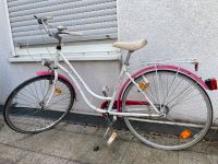 Retro City-Bike weiß/pink zu verkaufen Stuttgart - Stuttgart-Mitte Vorschau