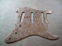 Pickguard ROSEGOLDFARBE für us/mex Fender Strat SSS Baden-Württemberg - Böblingen Vorschau