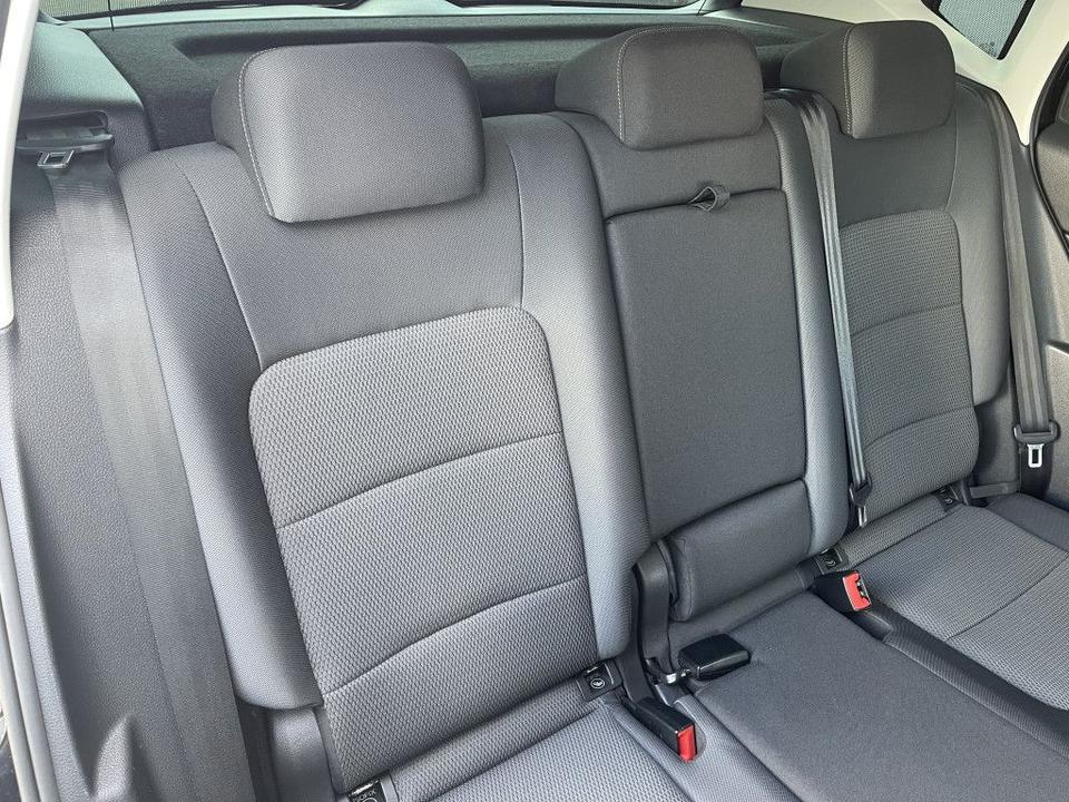 Volkswagen Golf Sportsvan 1.6 TDI Comfortline AHK Navi PDC in Garbsen