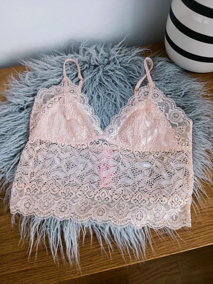 Hunkemöller Soft BH ohne Bügel  Bralette S in München