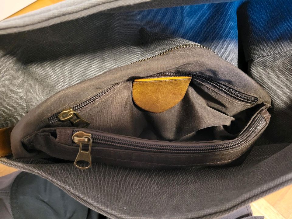 Damen Handtasche in Großschirma