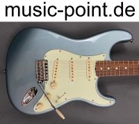 FENDER VINTERA 60 STRATOCASTER, GEBRAUCHT ABER WIE NEU Duisburg - Rheinhausen Vorschau