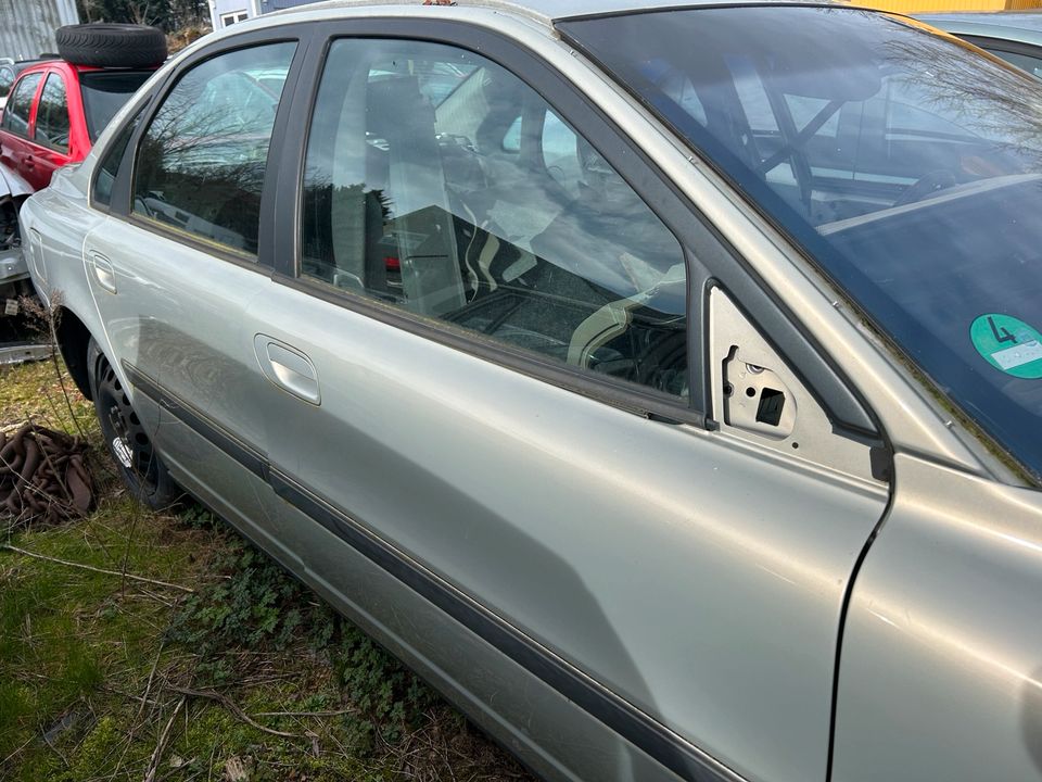 Volvo S80 Limousine Motorhaube Türen Stoßstangen in Zehbitz